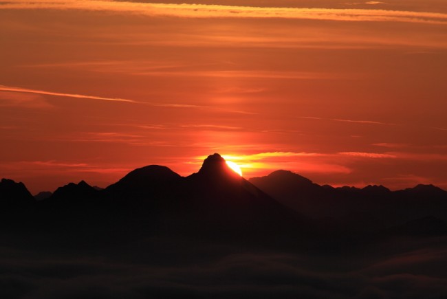 Sonnenaufgang am Gamskarkogel