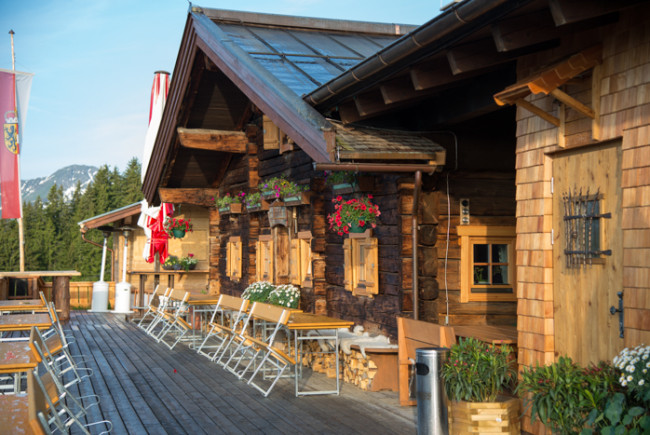 Die Reiteralm - erbaut im Jahr 1771 und 2012 von Toni und Tanja Kees übernommen und modernisiert.