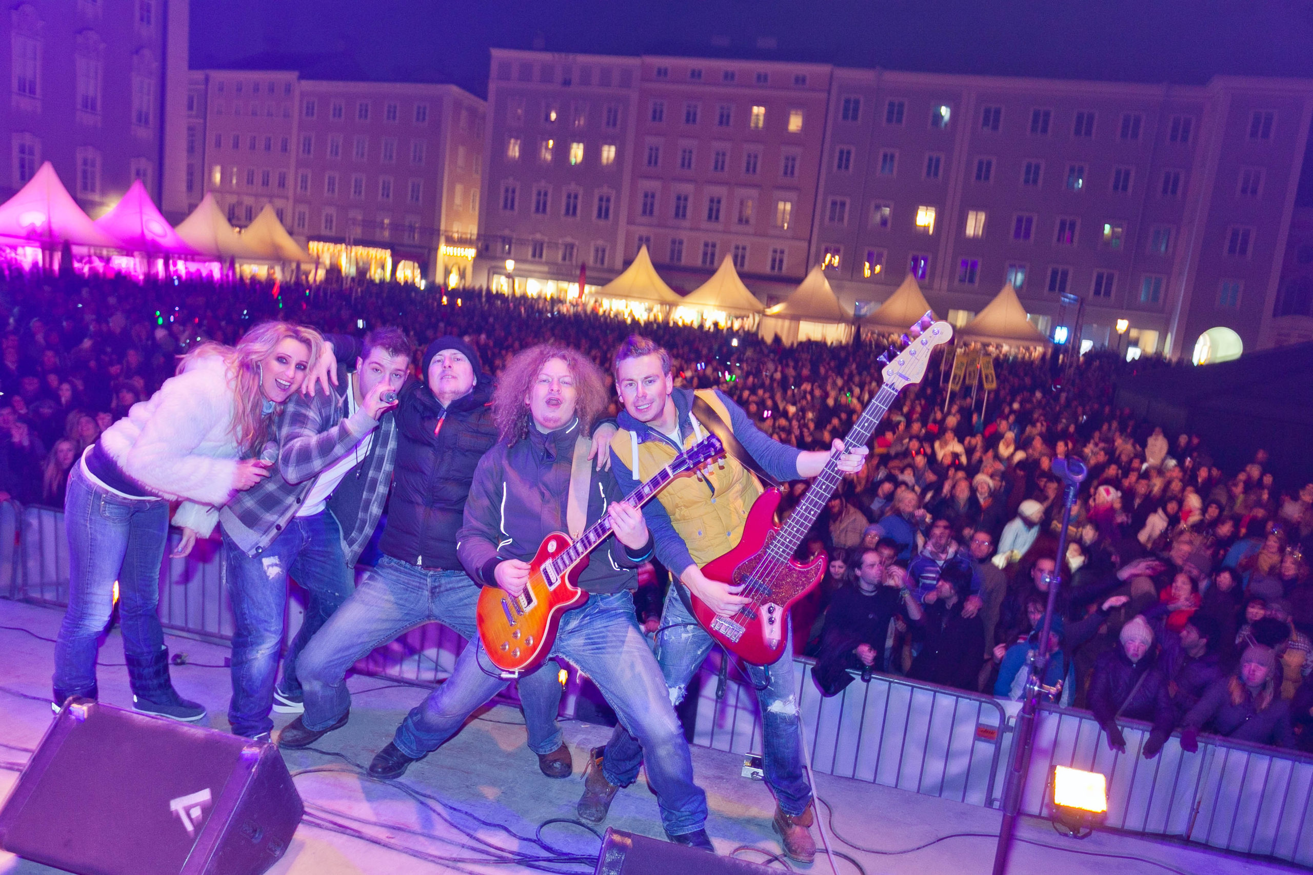 Der Residenzplatz ist zu Silvester das Partyzentrum