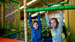 Hoppolino ist das ideale Schlechwetter Spielparadies für Kinder