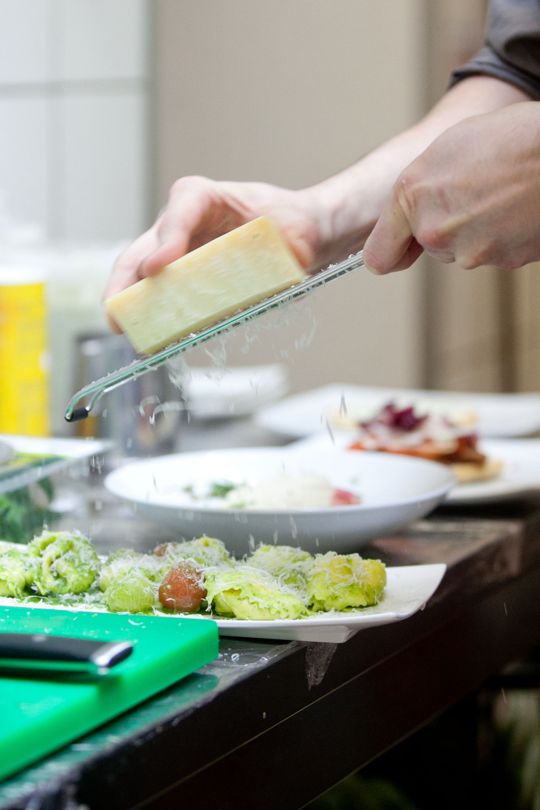 mit Parmesan verfeinert