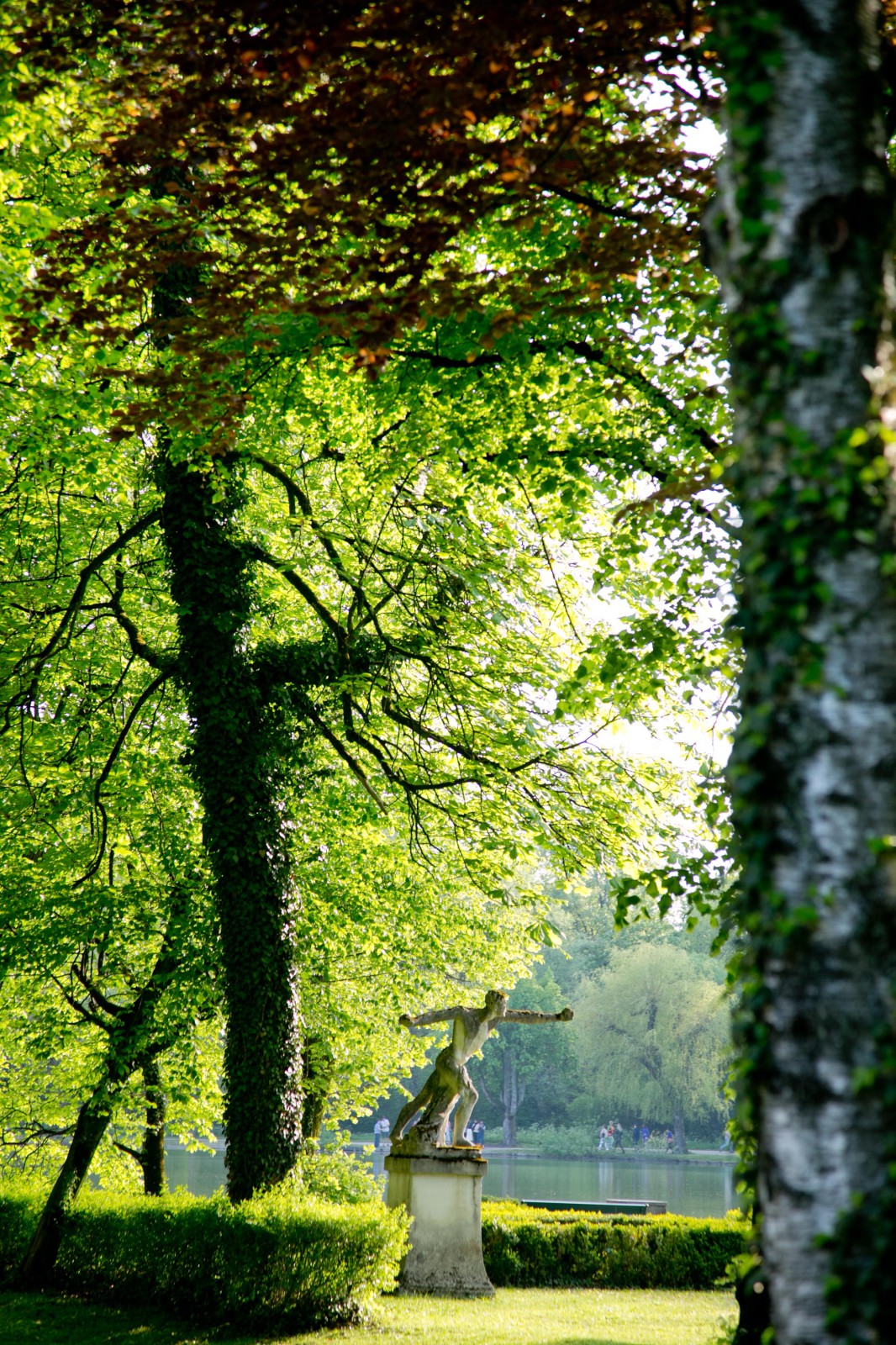 Großzügiger Park