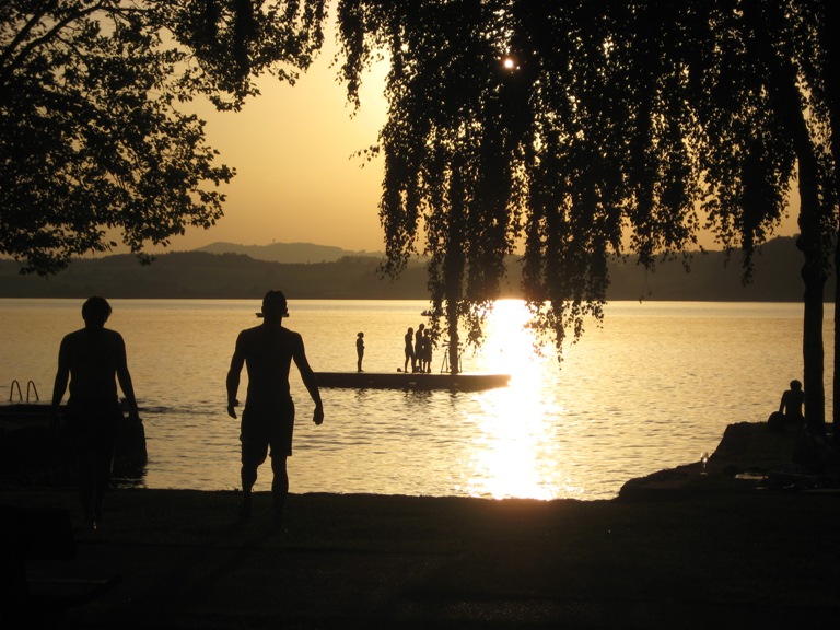 ... oder sogar abends nochmal eine Runde zu drehen. (Wallersee)