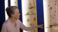 Historischer Christbaumschmuck und Weihnachtsbriefe