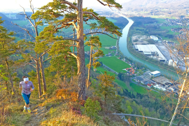 Trailrunning , Berglaufen oder"auffi obi ummi laufen" , egal, wie man es nennt: Es macht Spaß!