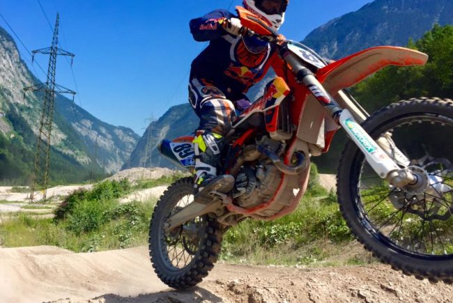 marcel-hirscher-motocross-quelle-facebook-hirscher