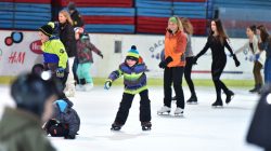 Eislaufen in Salzburg, Eisarena Eislaufen, Publikumslauf Eisarena Salzburg