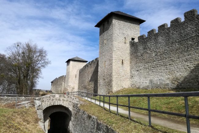 Mönchsberg Salzburg Wehrmauer