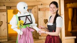 Humanoider Roboter auf der Übergossenen Alm