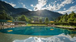 Die Gasteiner Thermalwasser-Badeseen