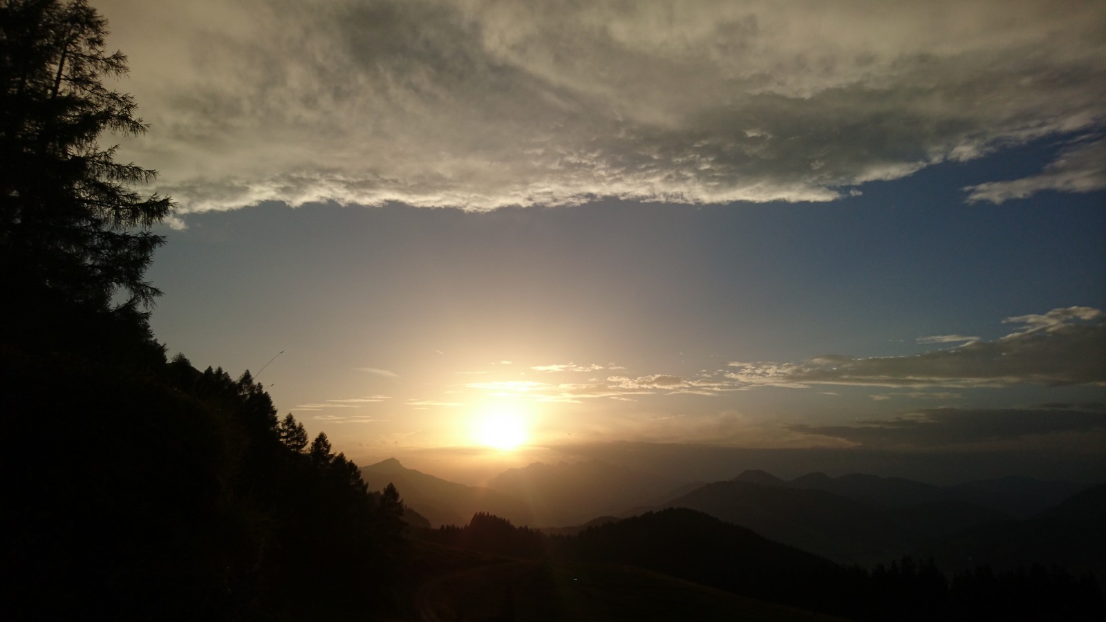 Sonnenuntergang auf den Grießener Almen