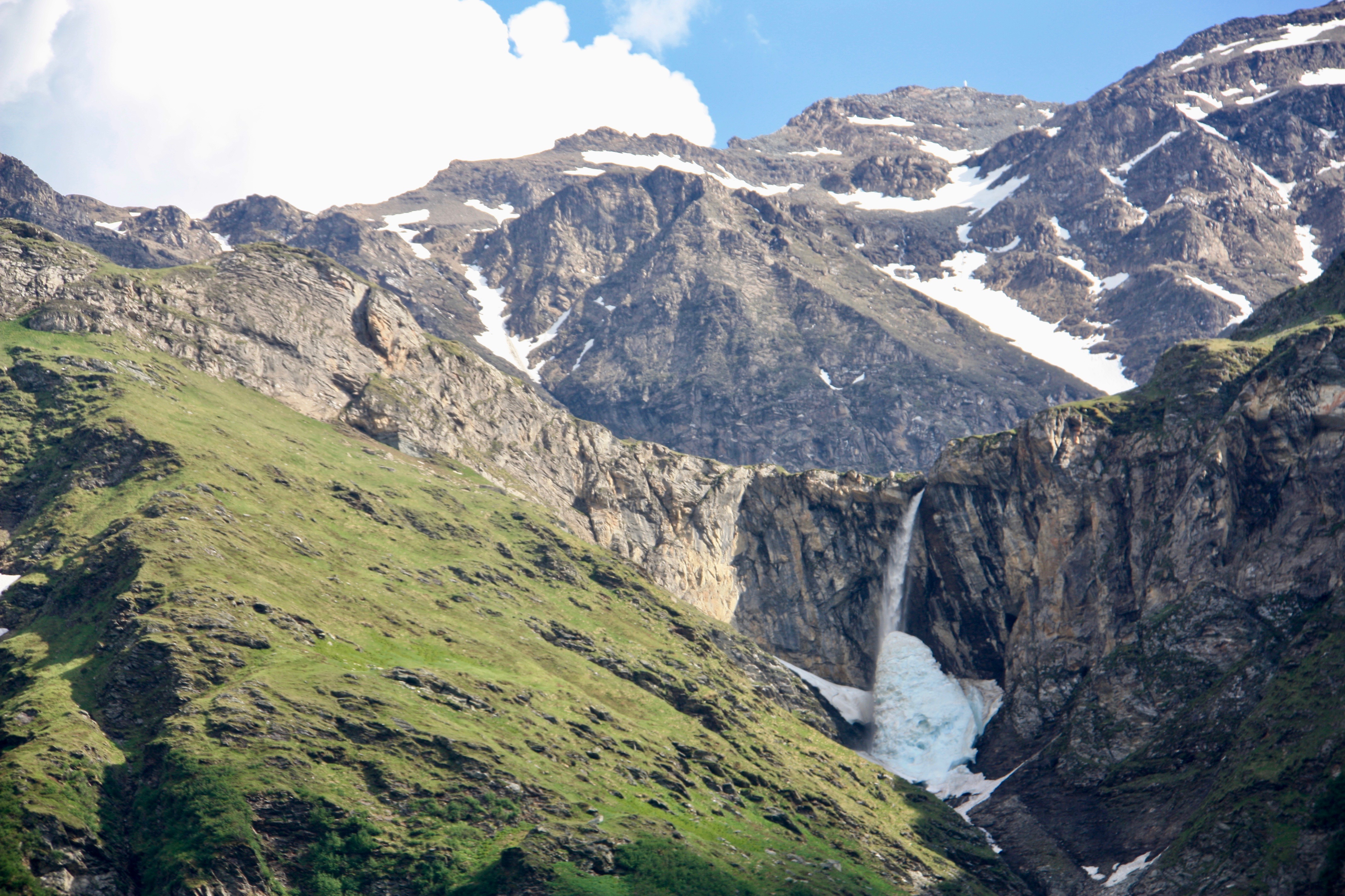 Höllkarwasserfall in Sportgastein mit freier Fallhöhe von 60 Metern