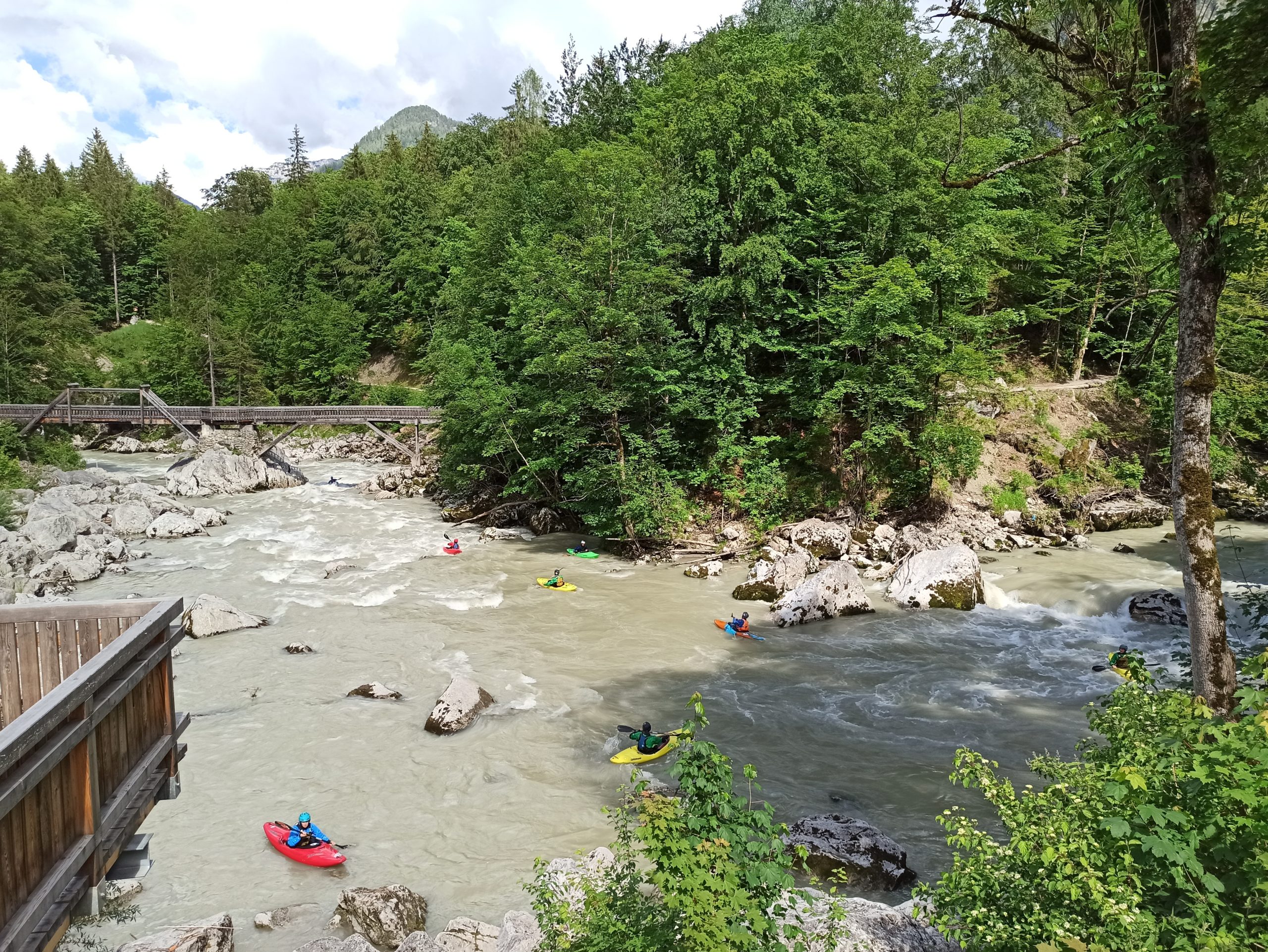 Wir sind fasziniert vom Können dieser Akrobaten im Wasser