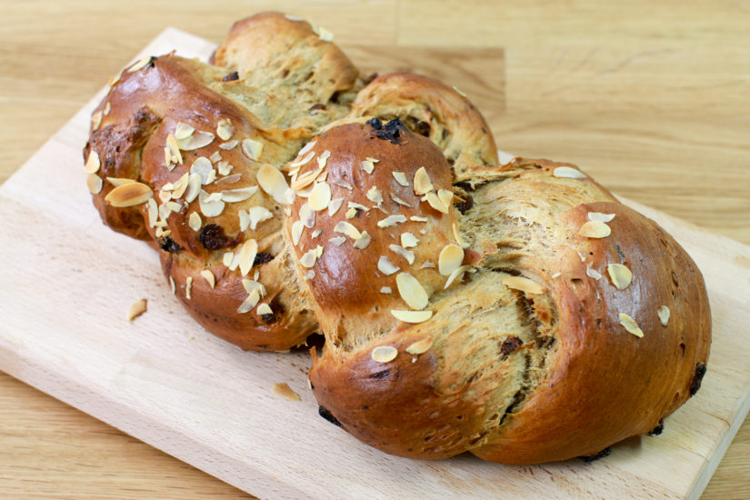 Weihnachtsstriezel nach Omas Rezept - SalzburgerLand Magazin Weihnachtsstriezel nach Omas Rezept - SalzburgerLand Magazin