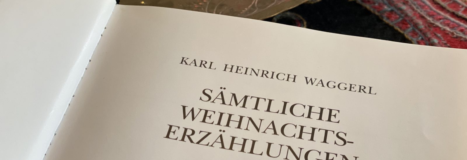 Gemütliche Stunden beim Lesen von Weihnachtsgeschichten im Advent © Karl-Heinz Kreuzsaler