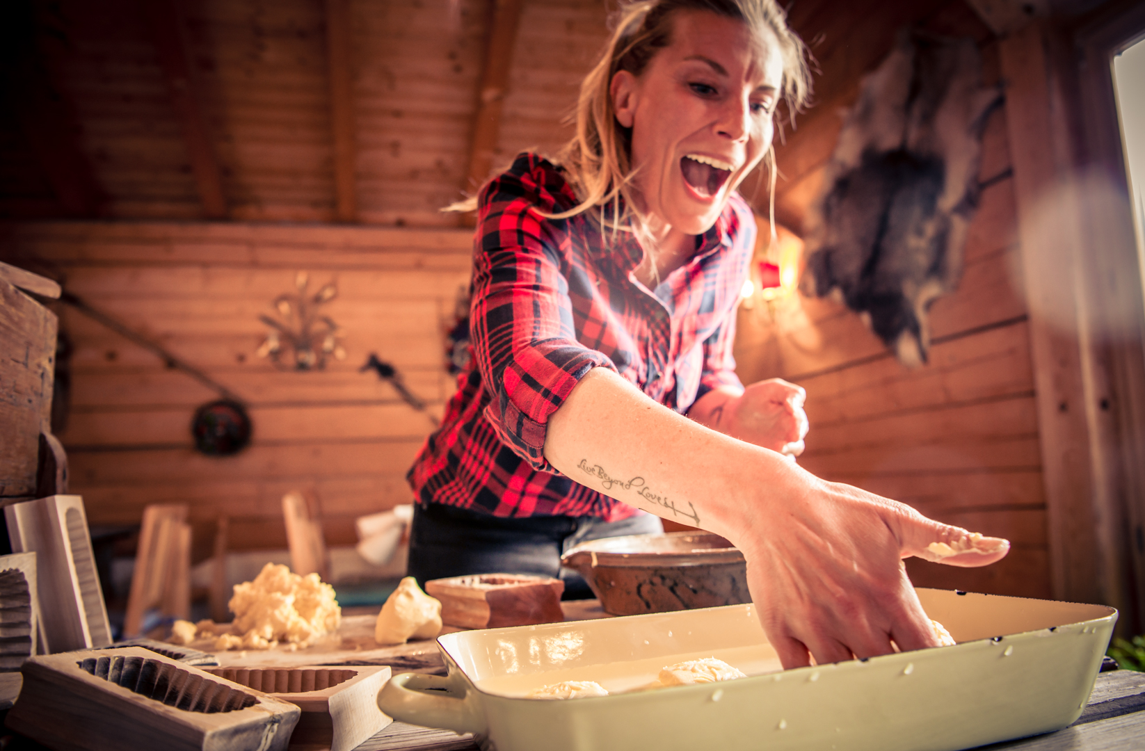 Oli freut sich über ihre erste Butter. c Edith Danzer