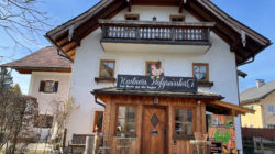 Kastners HofgreisslerEi