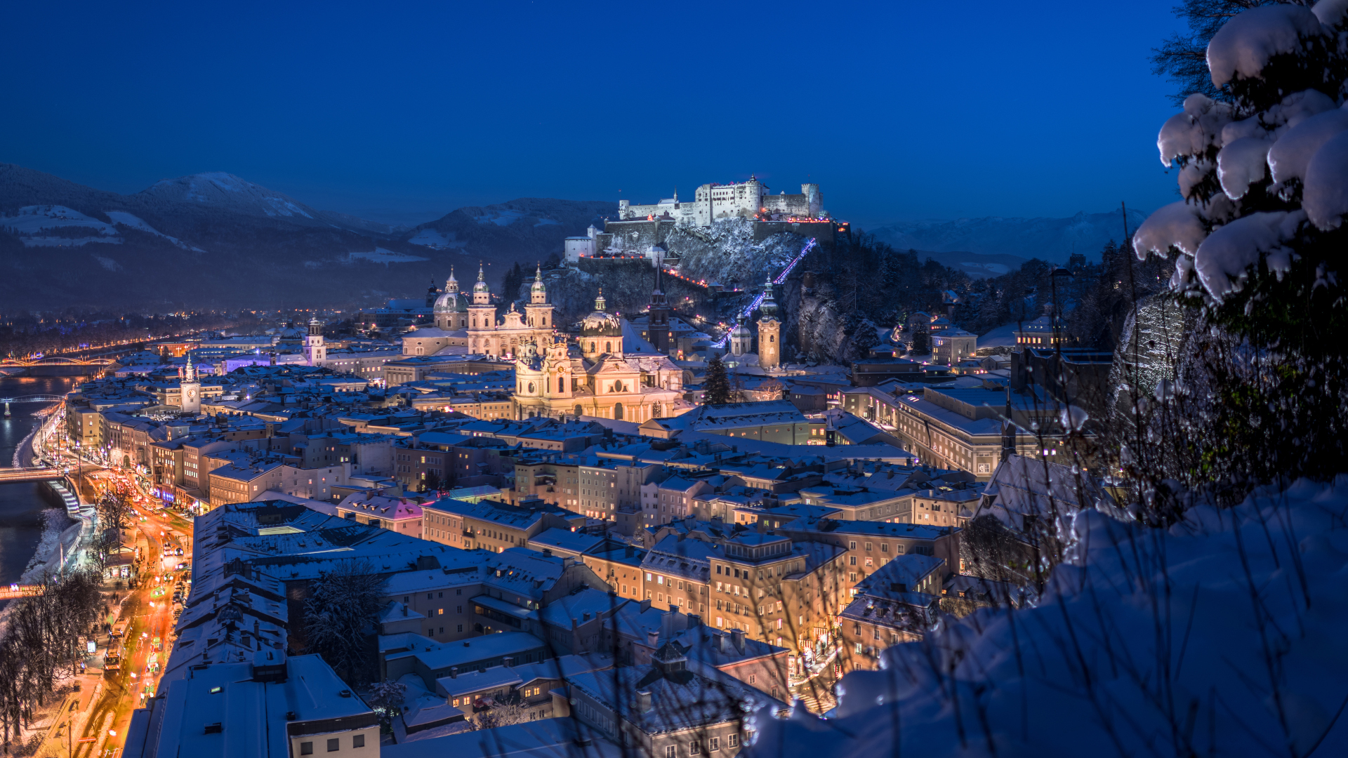 © Salzburg AG - Blick vom Mönchsberg auf die winterliche Festung