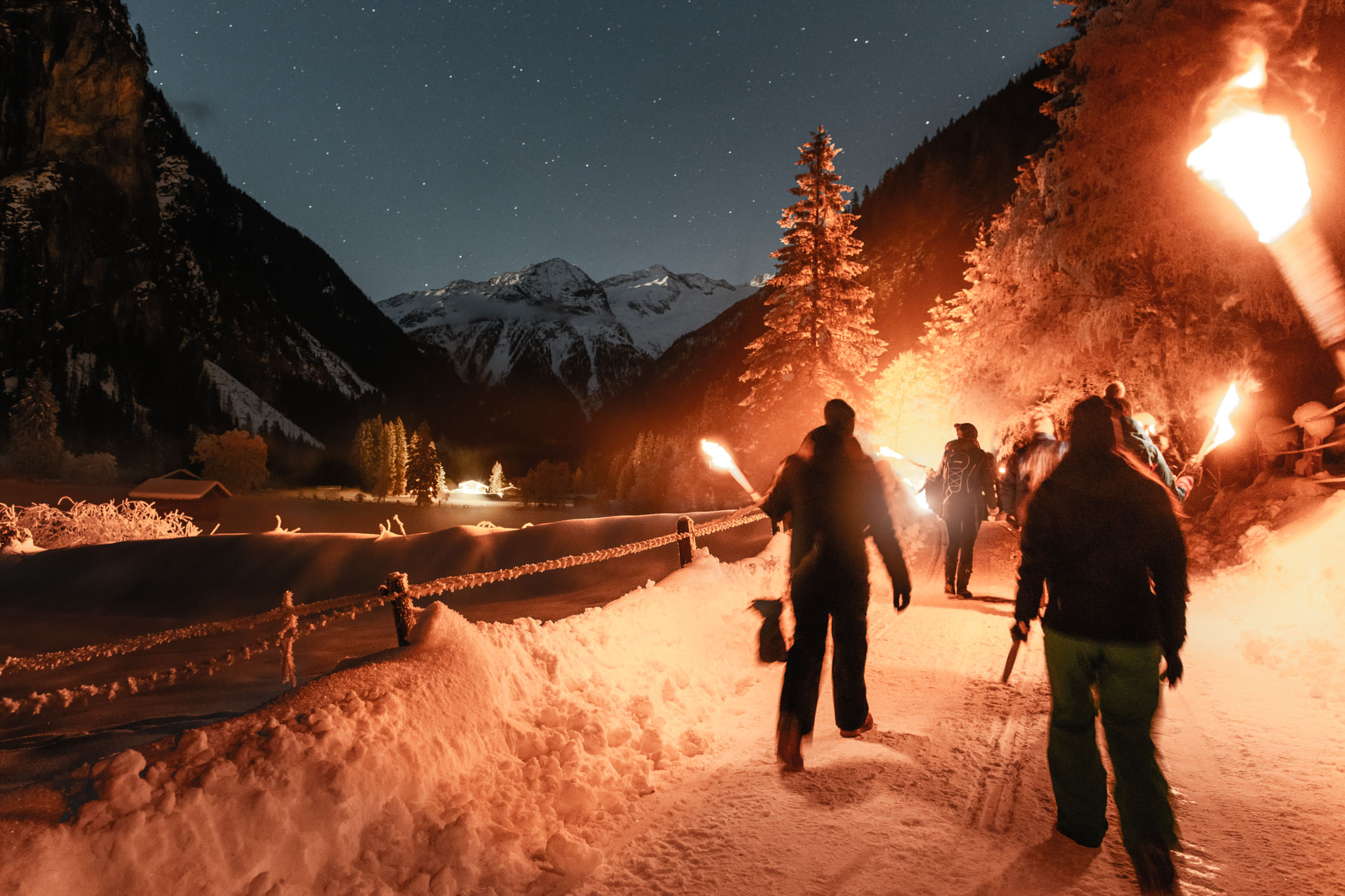 Fackelwanderung ins Kötschachtal. 