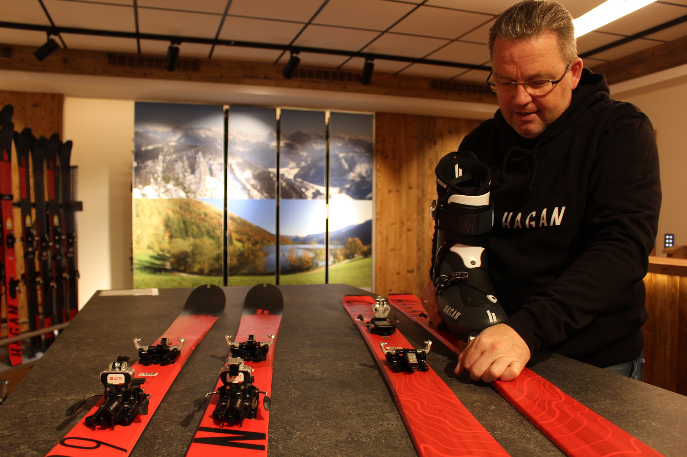 Der Chef beim Ski-Check