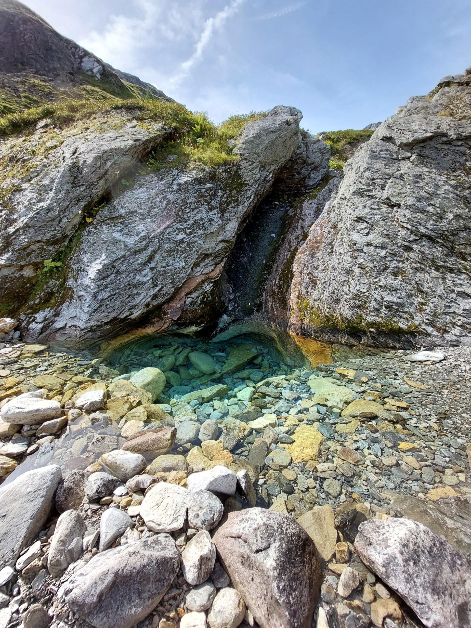 Wasserjuwel auf dem Weg zur Quelle 