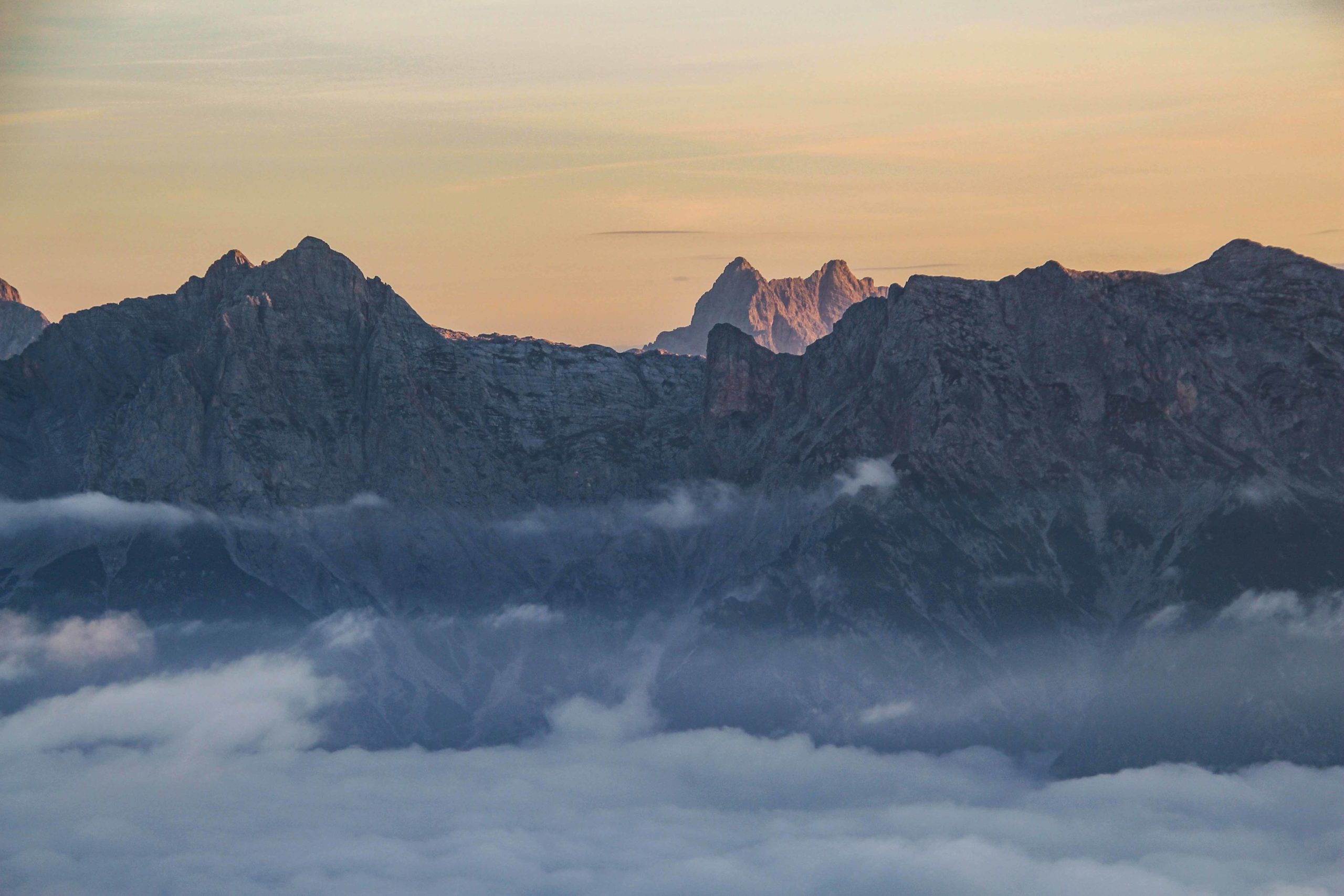 © Christoph Werntgen - Ganz nah: die Berchtesgadener Alpen mit Watzmann, Steinernem Meer und Hochkönig