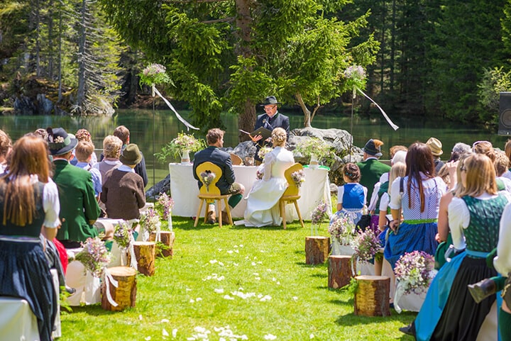Heiraten in der Salzburger Sportwelt - hier am Almsee in Filzmoos © TVB Filzmoos