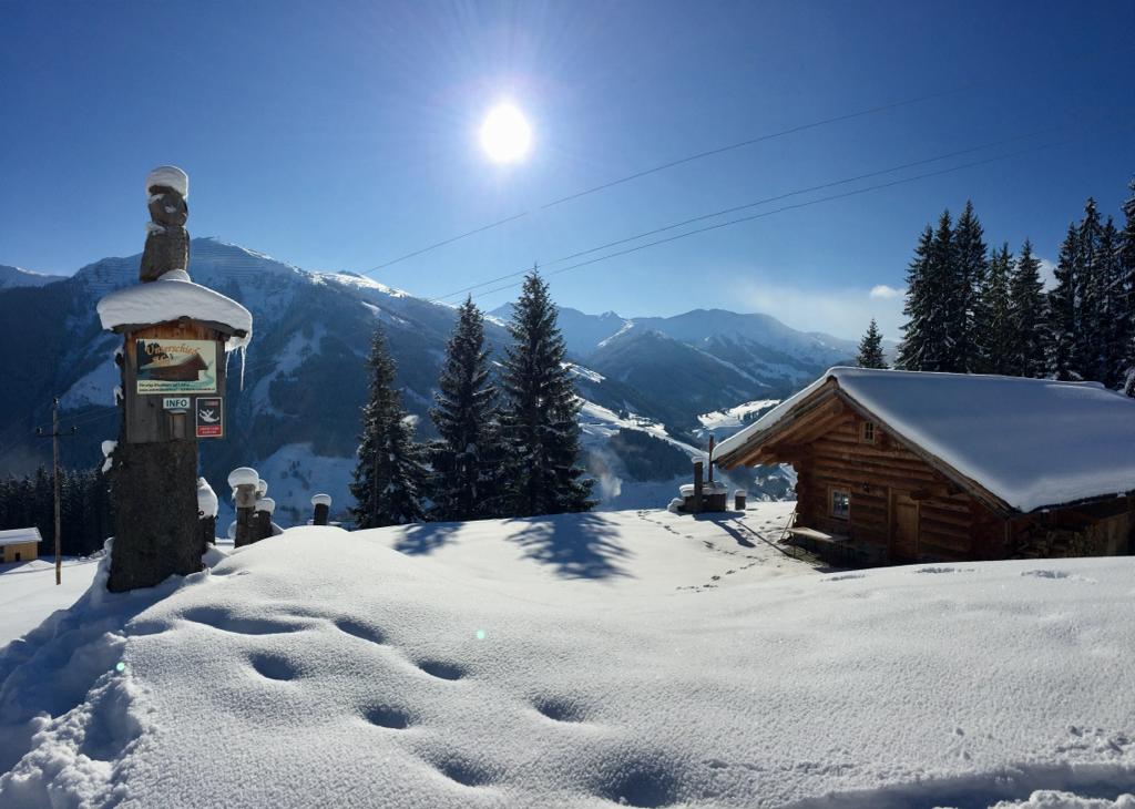 Die Selbstversorgerhütte Unterschied Alm Hinterglemm