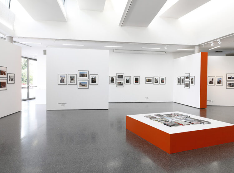 FOTOHOF, Ausstellung » Inge Morath. Where I See Color«, 2023. Bild: Rainer Iglar
