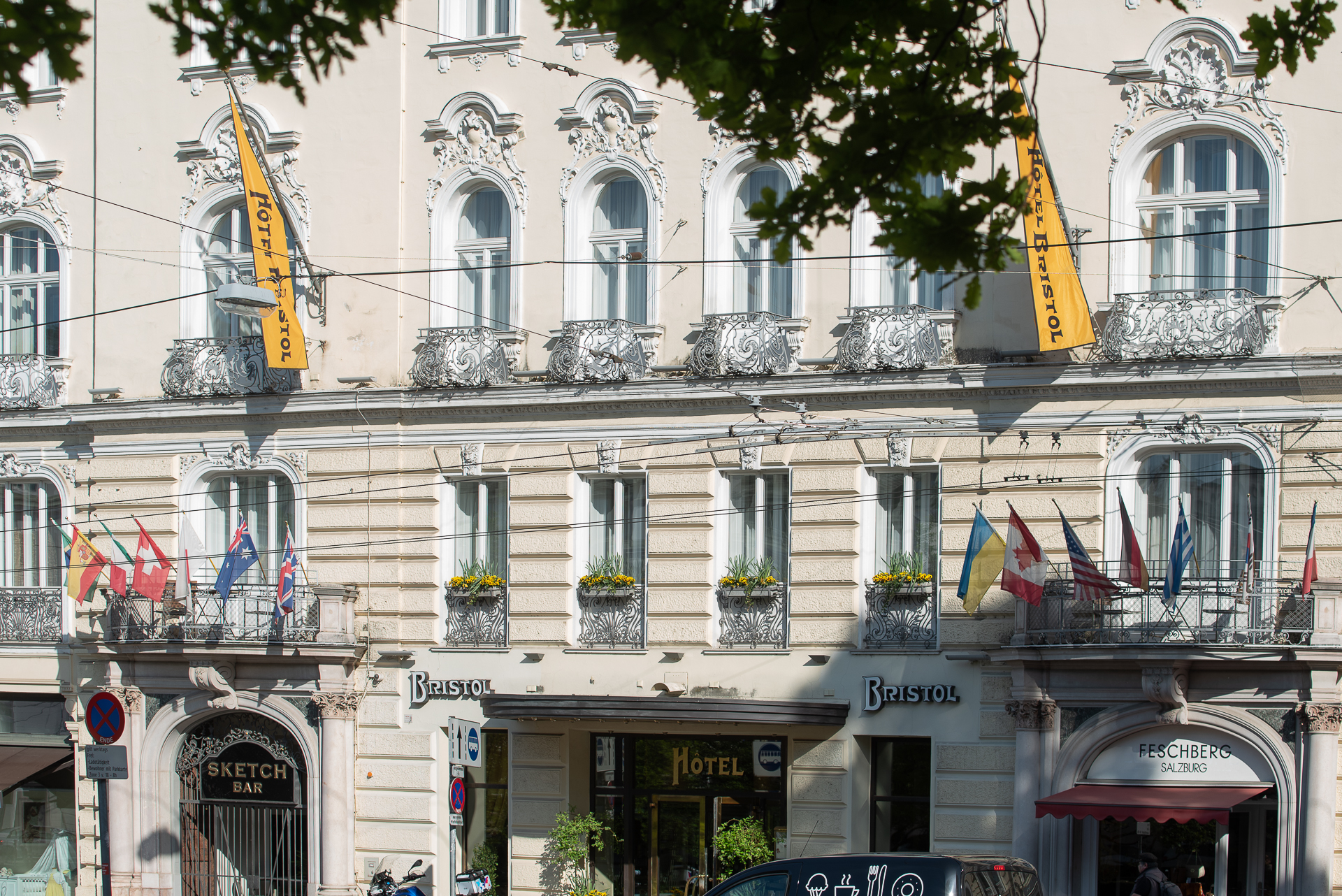 Hotel Bristol  ©Bryan Reinhart
