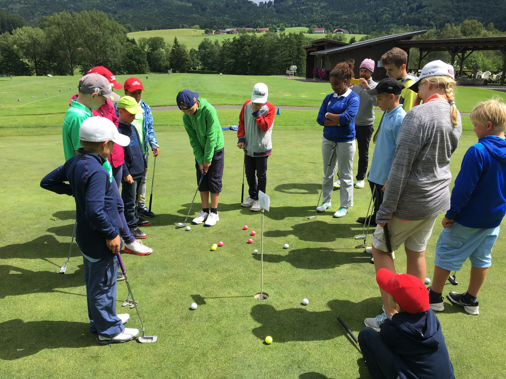 © Lee Peregrine Golf Academy_Kinderkurs
