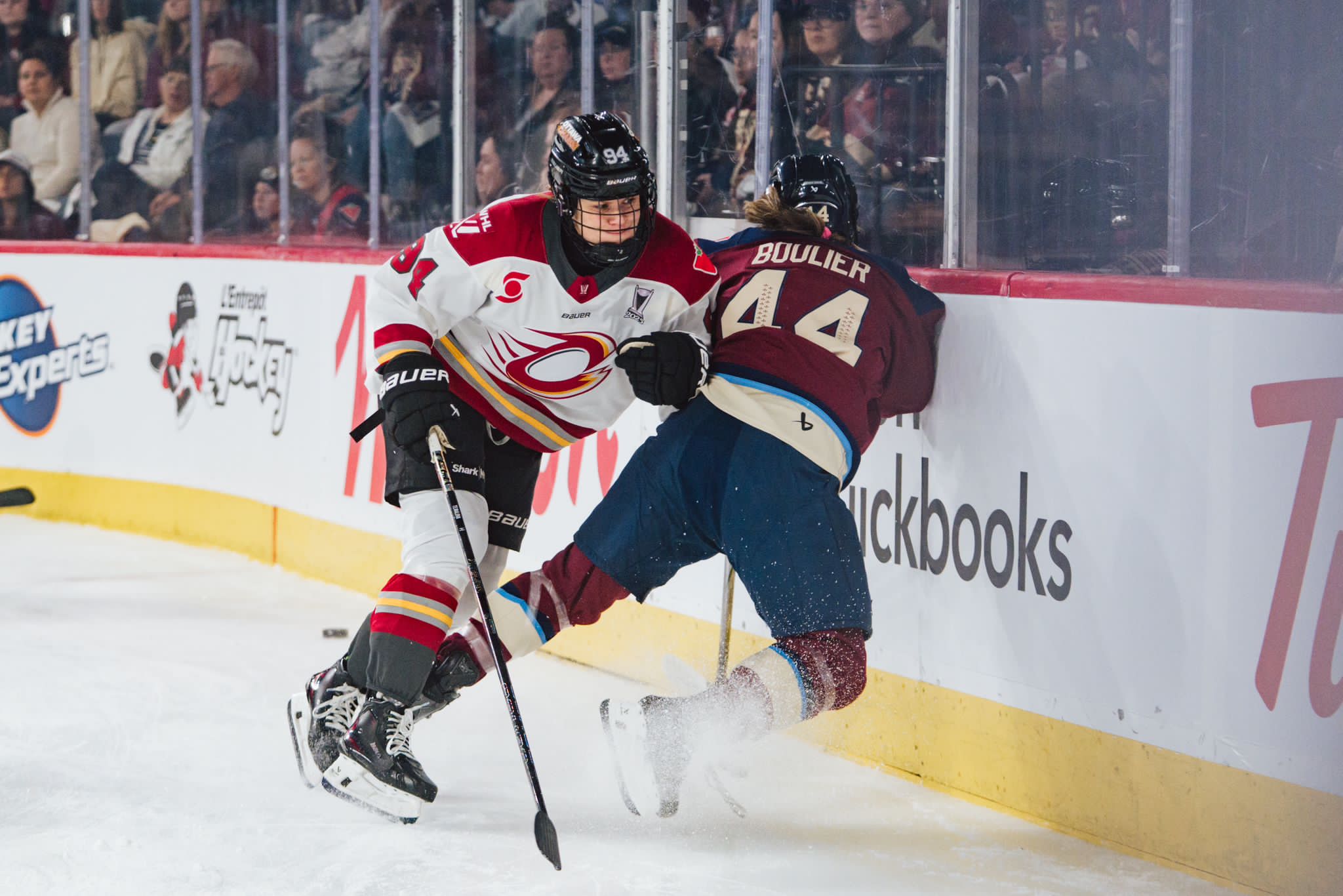 Mit den Ottawa Charge holte Anna Meixner in ihrer ersten PWHL-Saison (beste Liga der Welt) gleich den Vizemeistertitel. ©Ottawa Charge