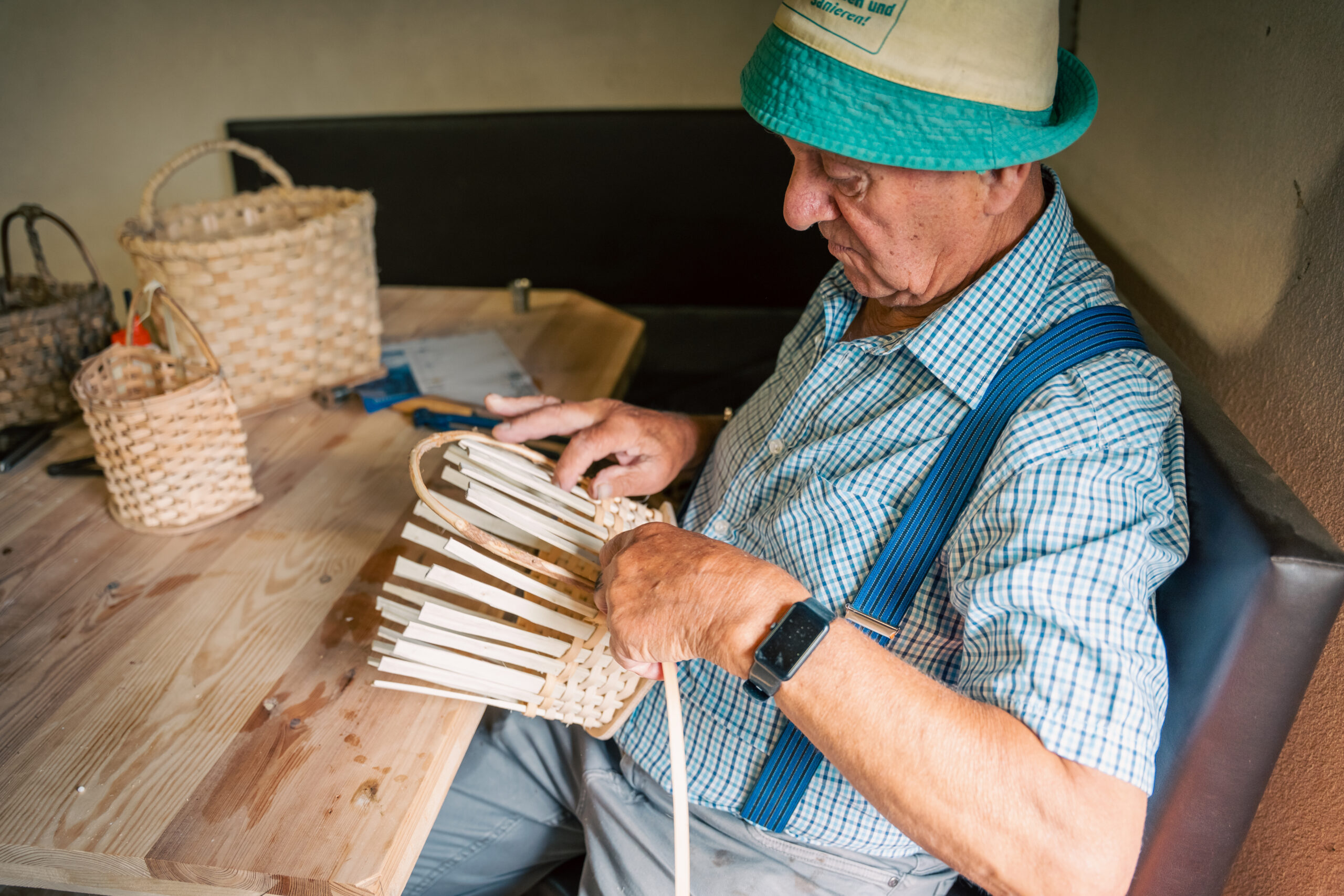 © Edith Danzer - Ein altes Handwerk für einen praktischen Alltagshelfer. 