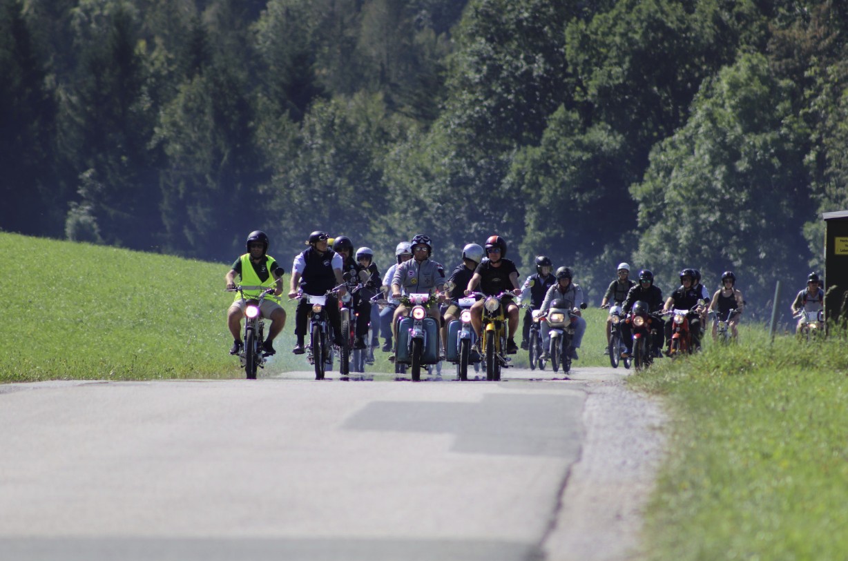 Gemeinsame Ausfahrt © Puch Club Fuschl am See