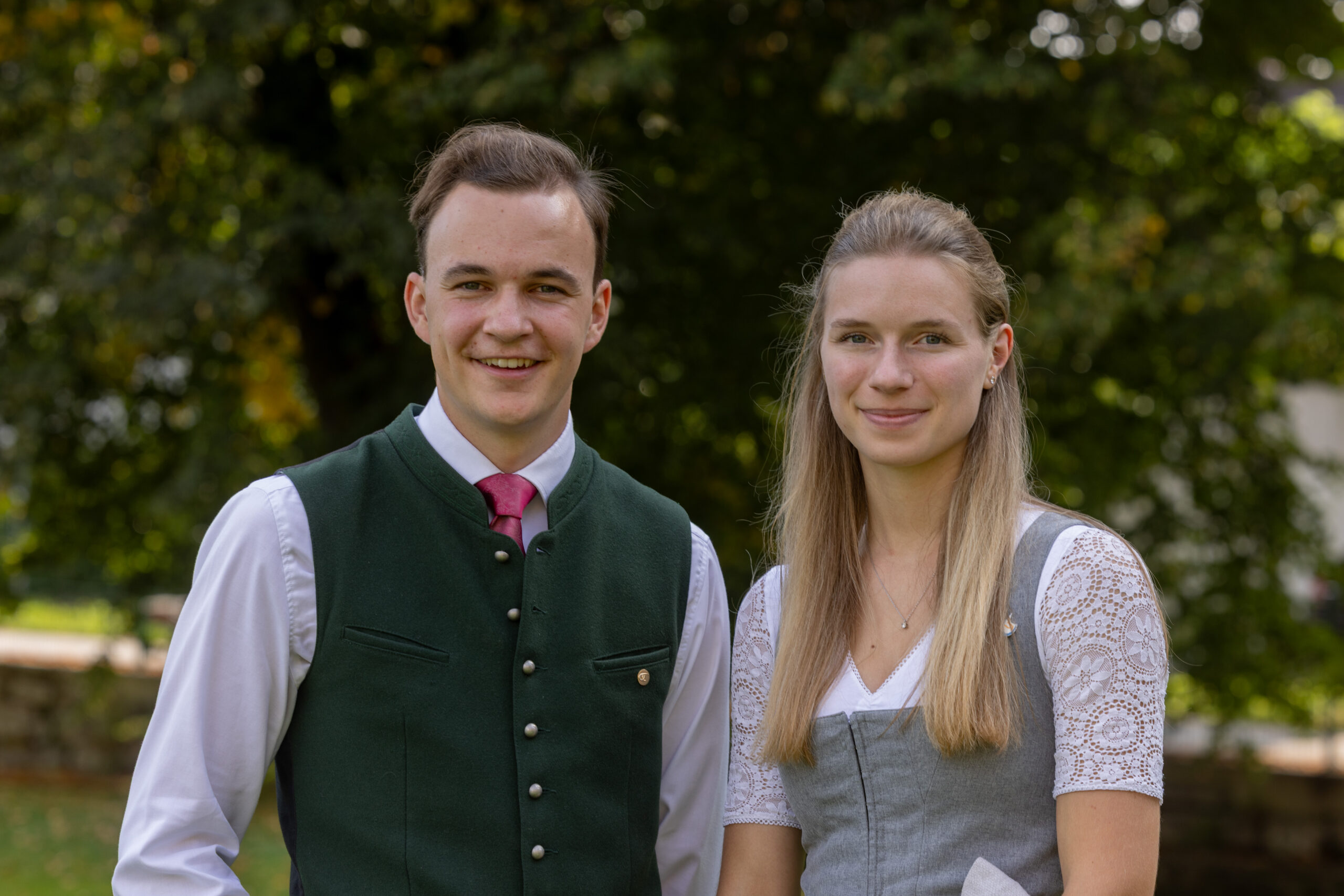 An die Spitze der Landesorganisation gewählt wurden der 19-jährige Noah Fischer aus Piesendorf sowie die 22-jährige Sarah Nestler aus Adnet. ©Wildbild – Doris Wild