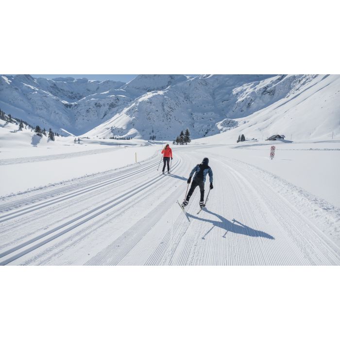 Alpines Skivergnügen mit Thermengenuss