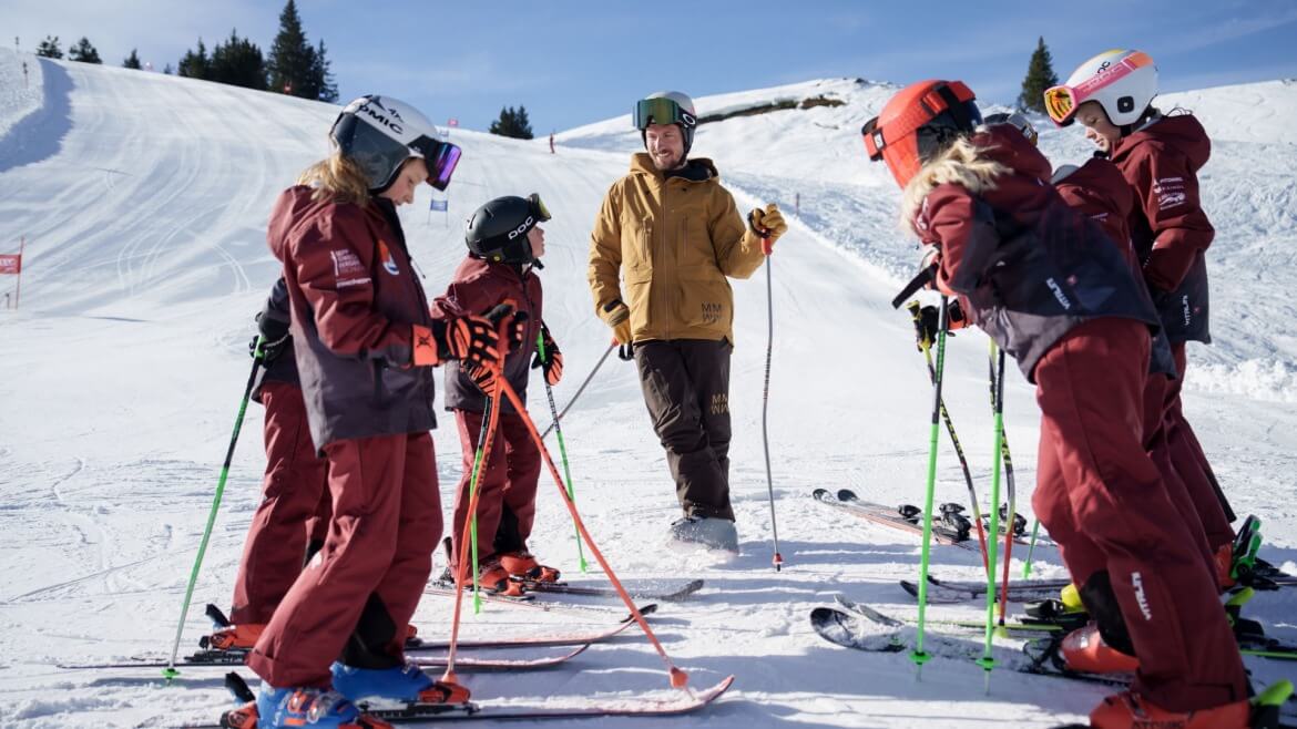 Marcel Hirscher mit Trainingsgruppe