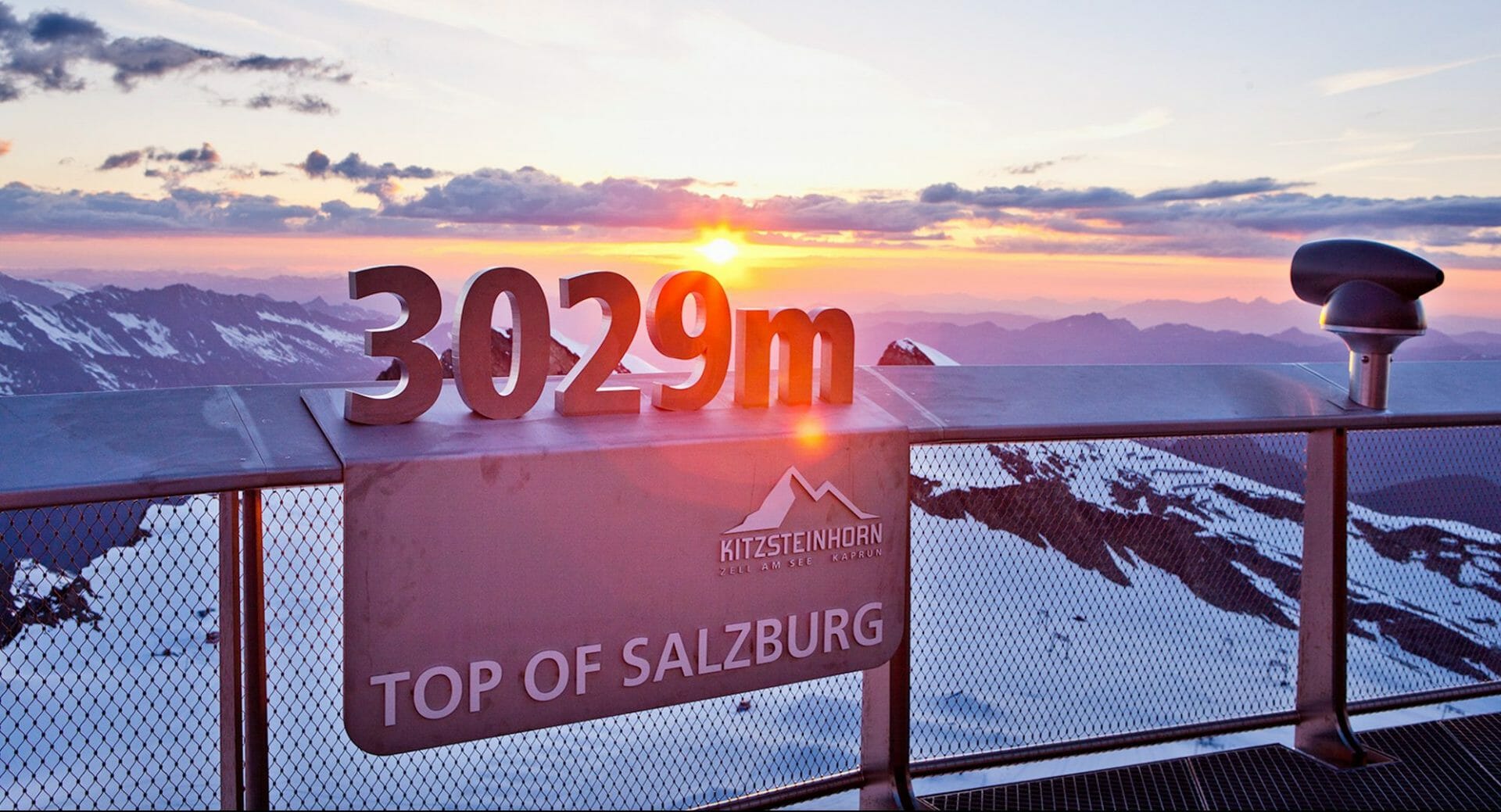 The joy of reaching the summit of Kitzsteinhorn » SalzburgerLand.com